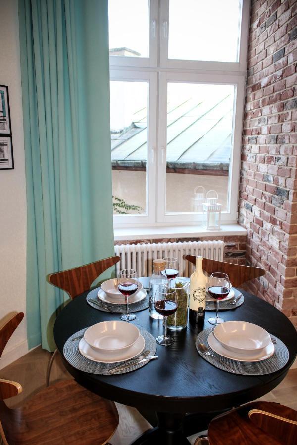 Dominican Square By Hashtag Apartments Krakow Bagian luar foto